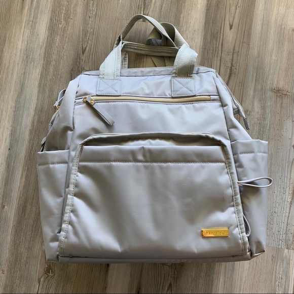 Skip Hop Mainframe Wide Open Diaper Backpack - Picture 1 of 8